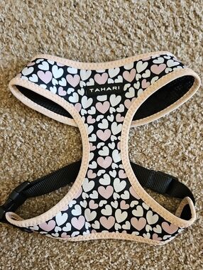 Tahari Black Pink & White Heart Print Dog Harness